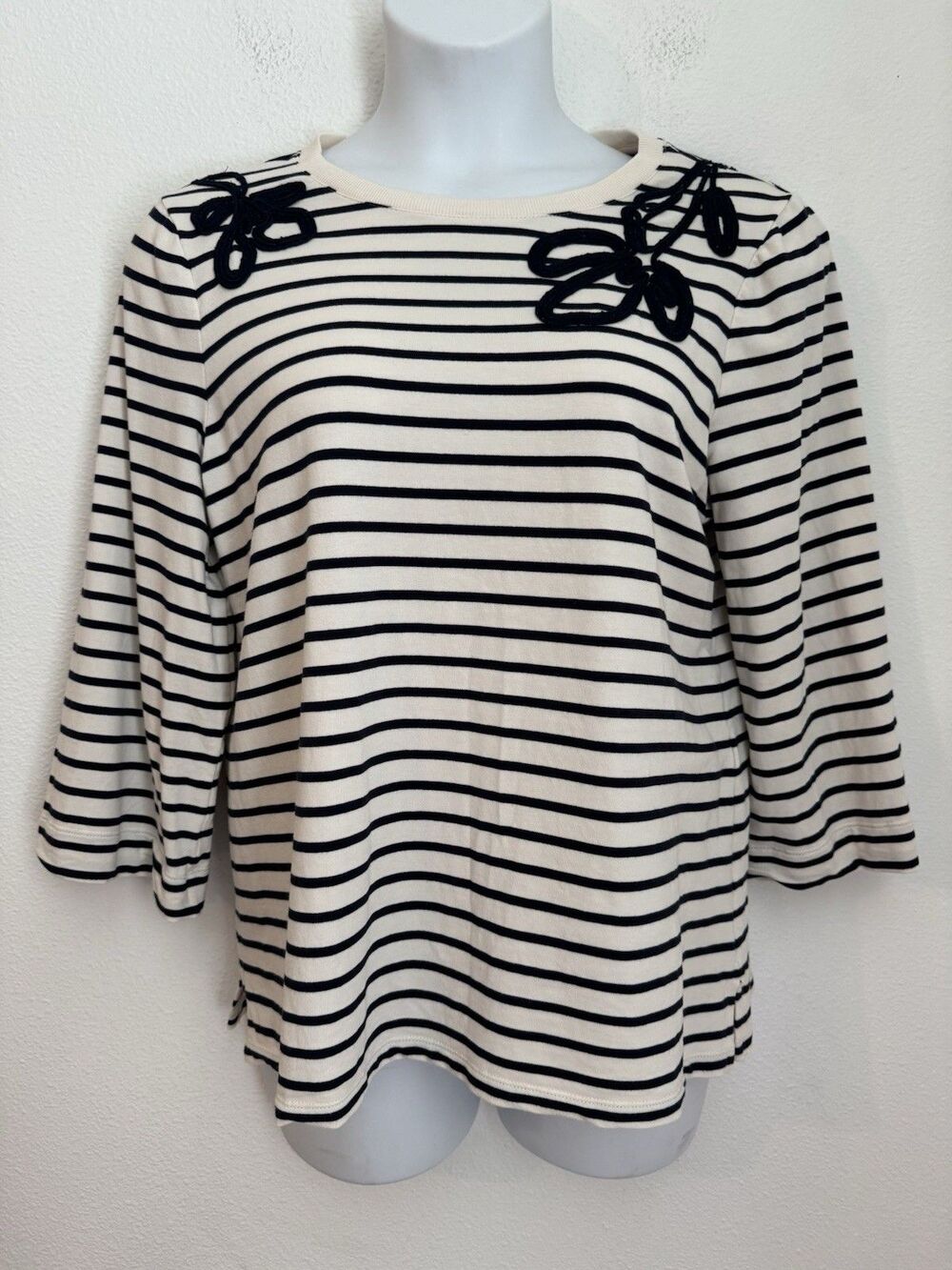 Chicos Top Knit Blue White Striped 3/4 Sleeve Round Neck Size 2 L Nautical EUC